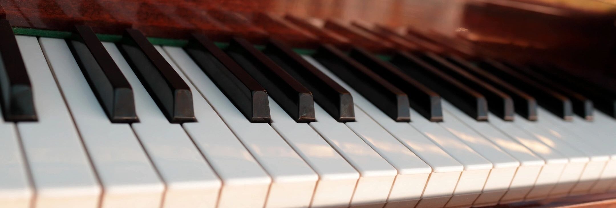 Play Piano